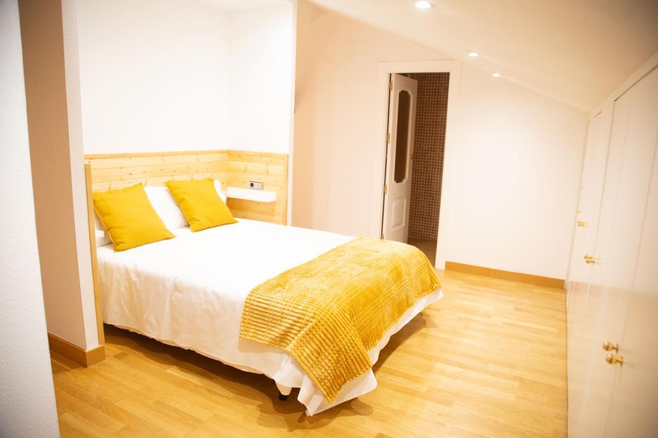 Rajabai Apartamento Almansa Exterior foto